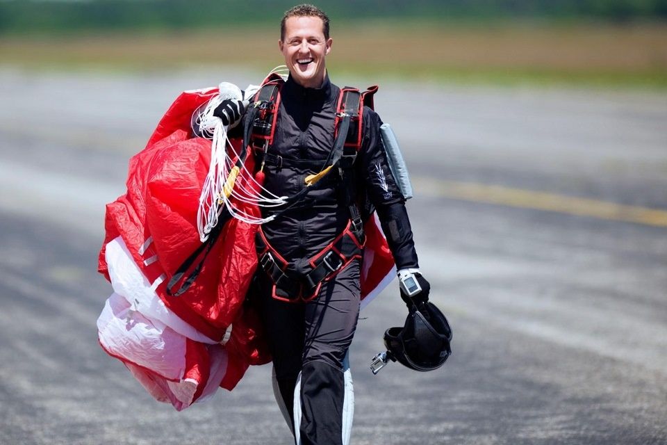 Шумахер сегодня: тишина вокруг легенды и тихая надежда на чудо