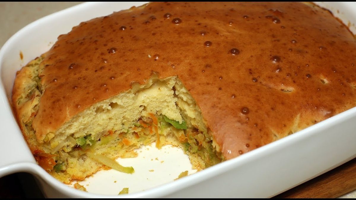 Простой и вкусный заливной пирог с капустой для занятых хозяек