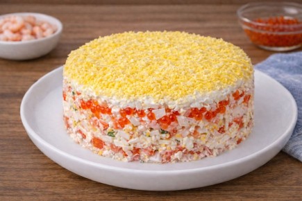 Салат "Нептун": морская свежесть на вашем праздничном столе