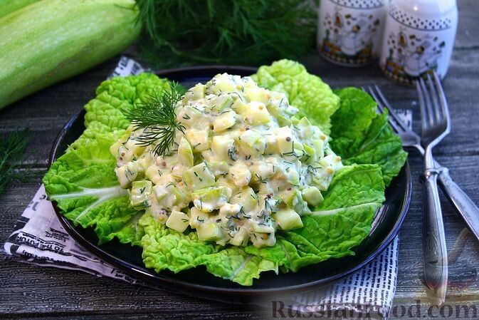 Забудьте о рутинных закусках: новые идеи для салатов на каждый день