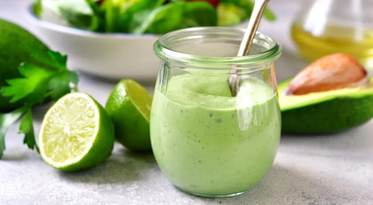 Легкая и полезная заправка для салатов: секрет успешной диеты