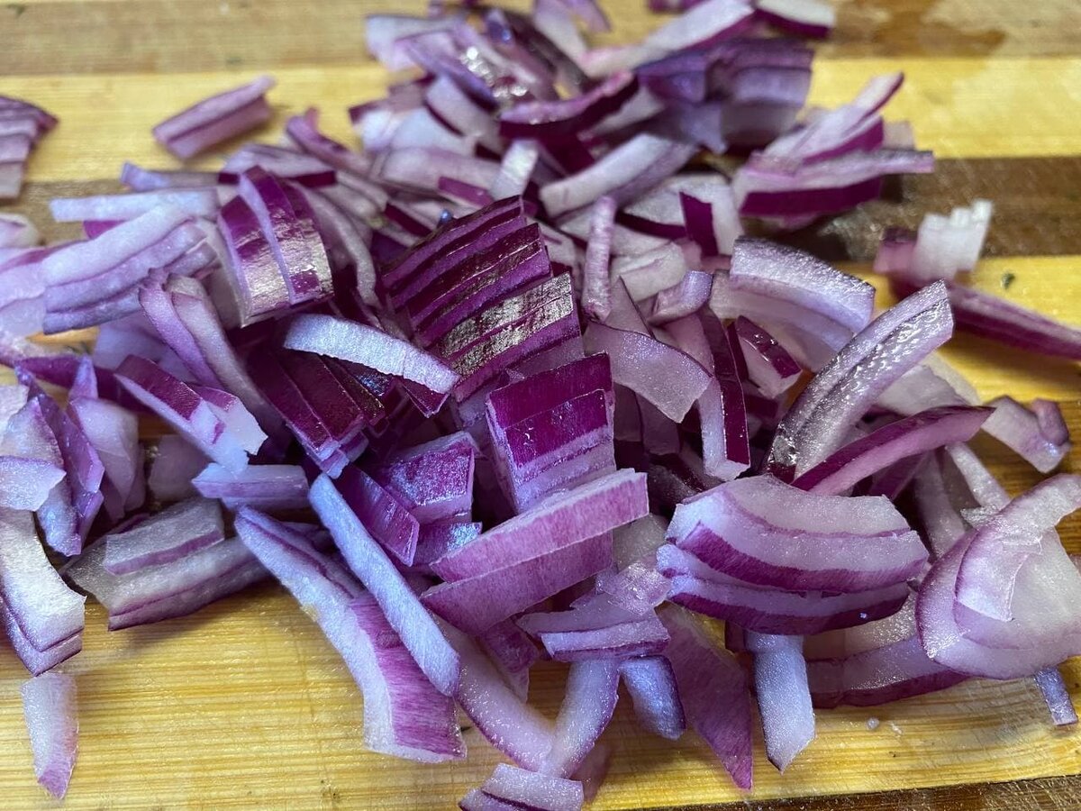 Как подготовить лук: секреты кулинаров для идеального вкуса