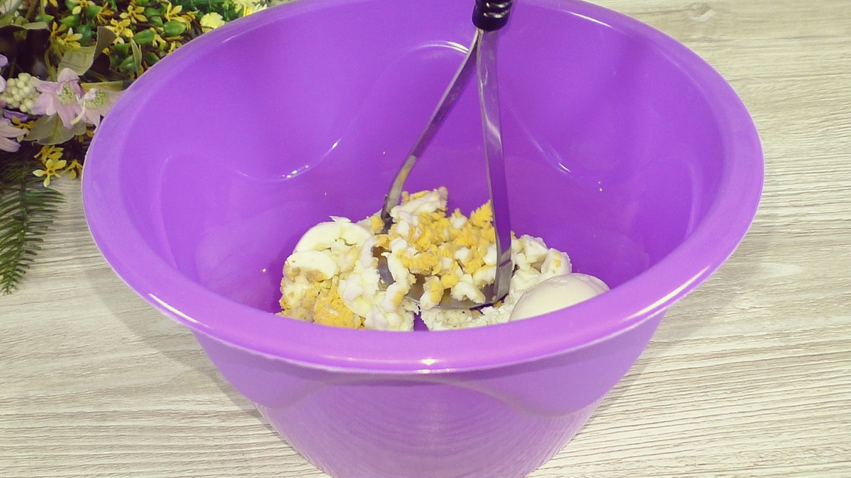 Необычный салат из фасоли: быстро и вкусно для всей семьи