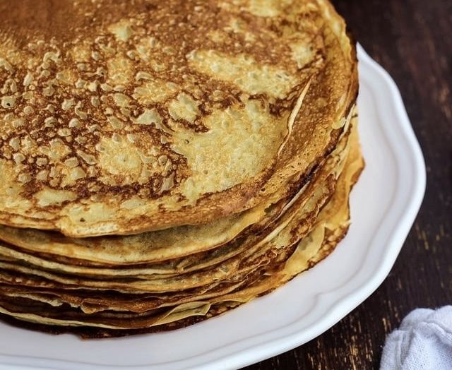 Блины на ряженке: как приготовить идеальный десерт без сахара