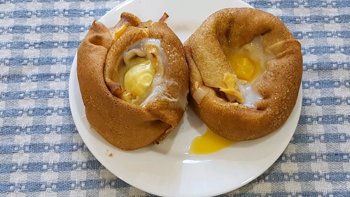 Вкусный завтрак для всей семьи: обжаренные блинчики с сюрпризом
