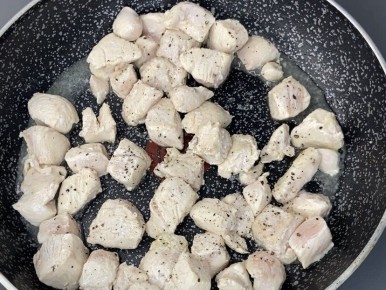 Удивительный салат «Бородинский»: идеальное решение для вечера с друзьями