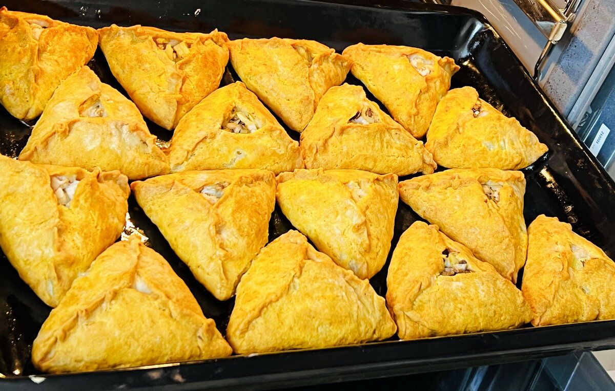 Вкусные курники: идеальная выпечка на ужин