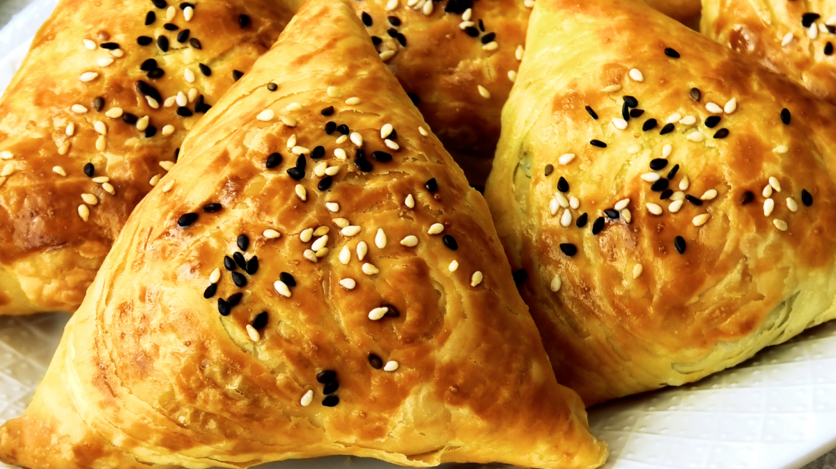 Как приготовить хрустящую самсу: простой и вкусный рецепт