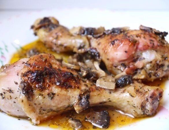 Нежные куриные ножки с ароматными грибами