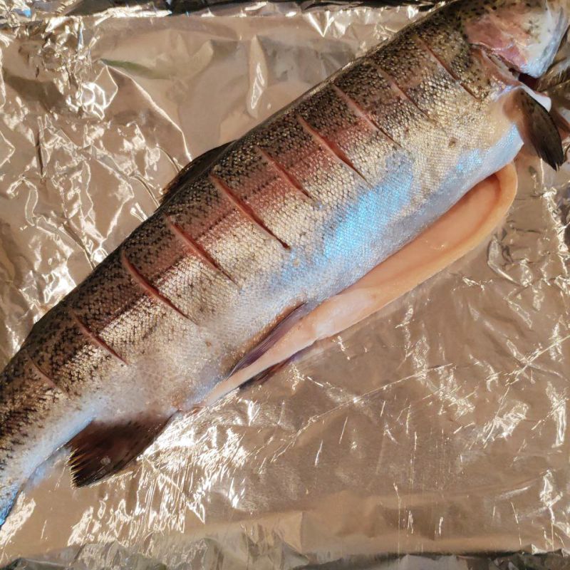 Нежная запечённая форель с аппетитной глазированной корочкой