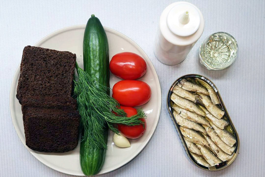 Легкие и Вкусные Бутерброды со Шпротами и Овощами