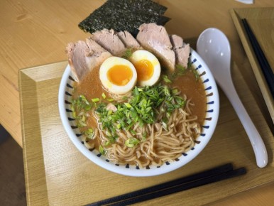 Где в Минске попробовать лучший рамен: новое кафе «Кэйдзо» с японской уличной едой