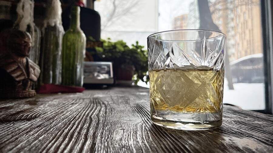 Переход на крепкое: почему россияне выбирают ликеры