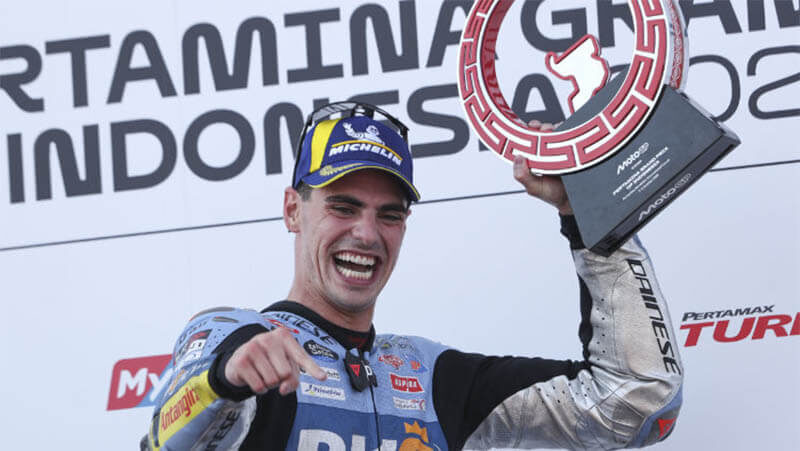 Фермин Альдегер: яркий дебют в MotoGP и уникальное признание гонщика