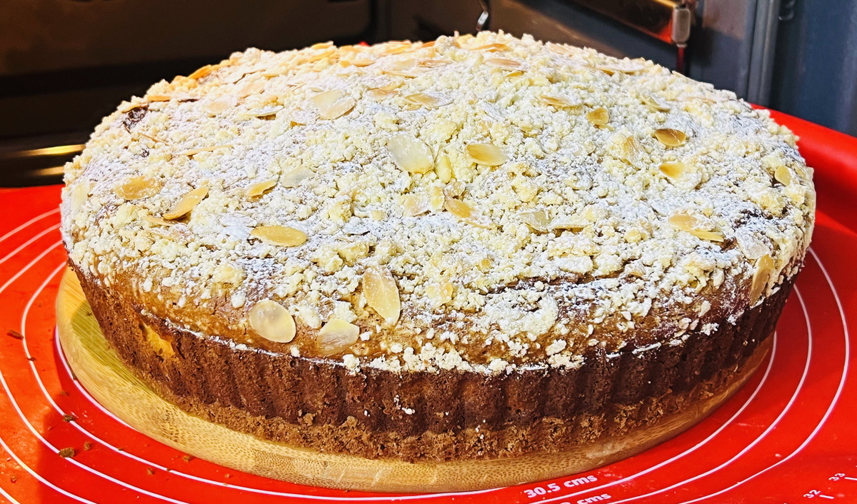 Неповторимый пирог с творожной начинкой, который покорит ваши сердца