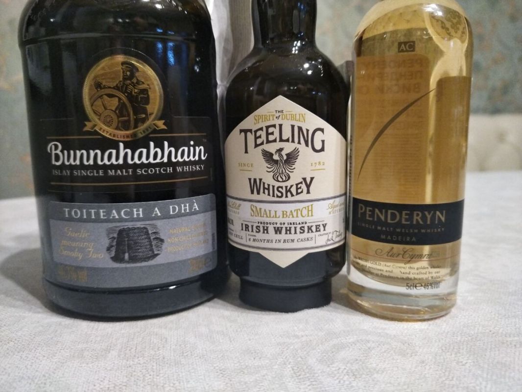 ��������� �����: Penderyn Madeira Finish, Bunnahabhain Toiteach a Dha � Teeling Small Batch