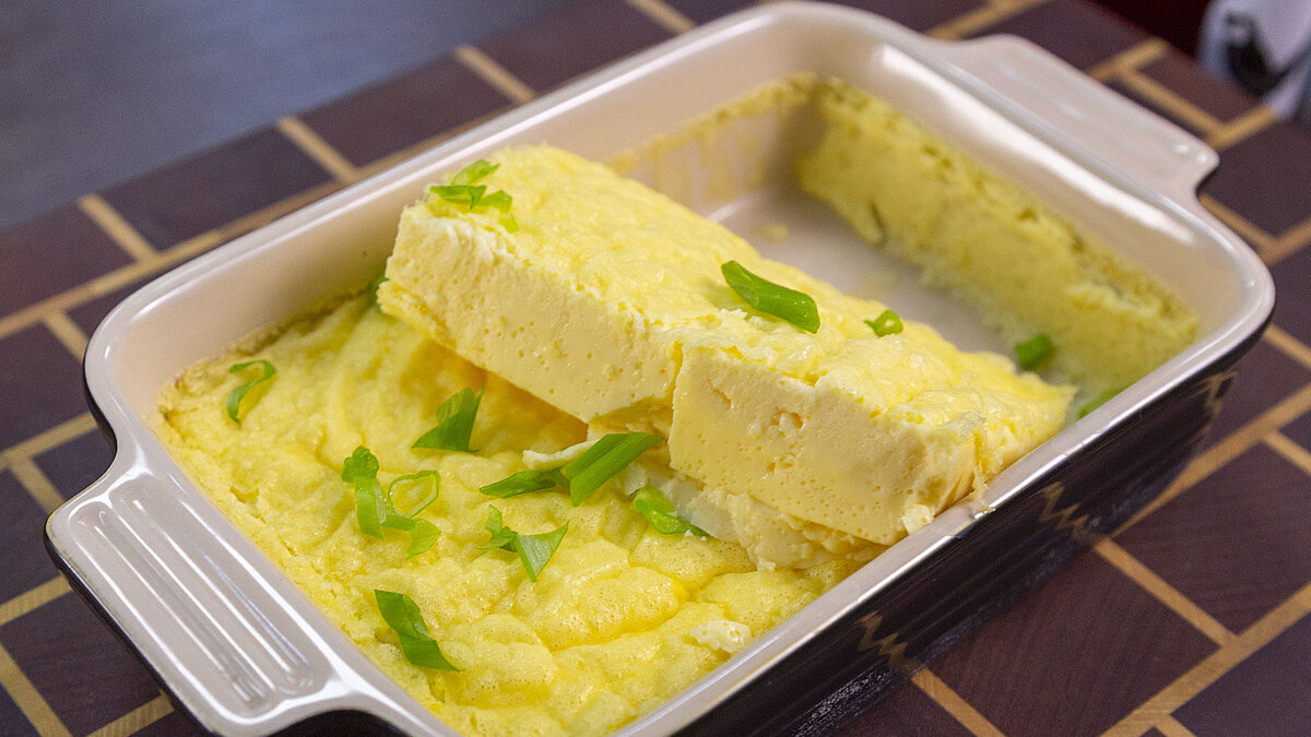 Нежный омлет в духовке, как в детском саду: погружаемся в воспоминания