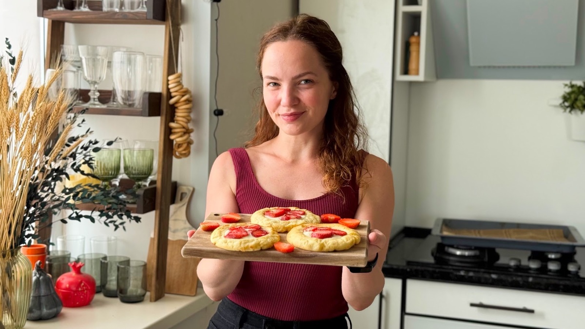 Легкий яблочный штрудель из лаваша: быстро и вкусно