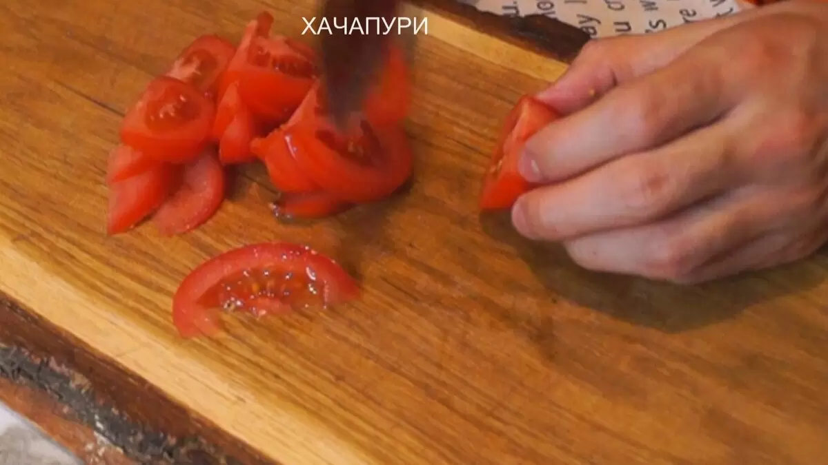 Салат «Пустяк»: удивите гостей простым и вкусным угощением