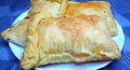 Слойки с ветчиной и сыром: простое и вкусное угощение для всей семьи