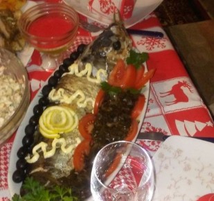 Запечённая скумбрия: изысканное блюдо для праздничного стола